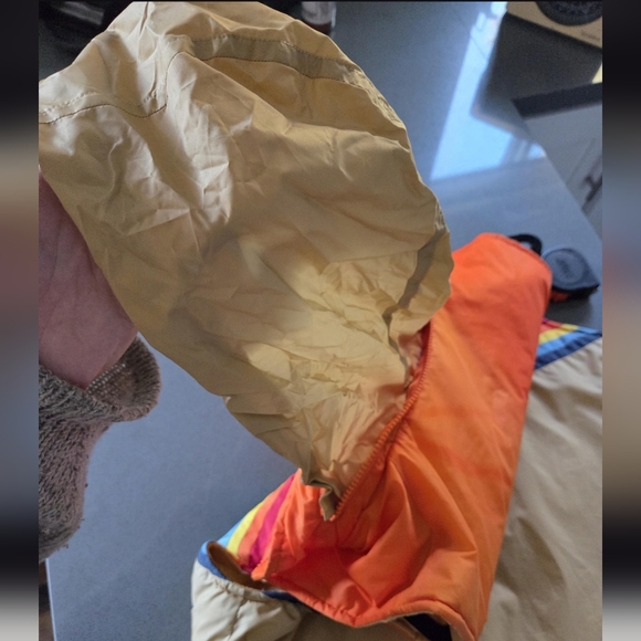 Vintage 1980s Lightning Bolt Vest / Retro Striped Rainbow Puffer Snow Vest - Picture 6 of 10